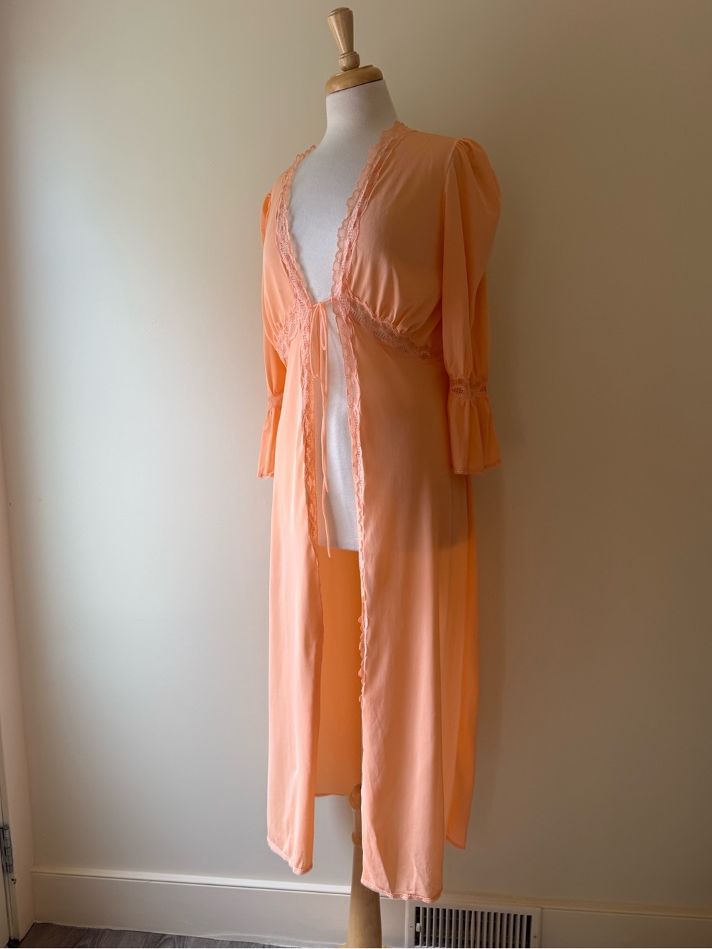 Vintage Peach Lace Trim Bell Sleeve Duster Robe Y2K Romantic Layer
